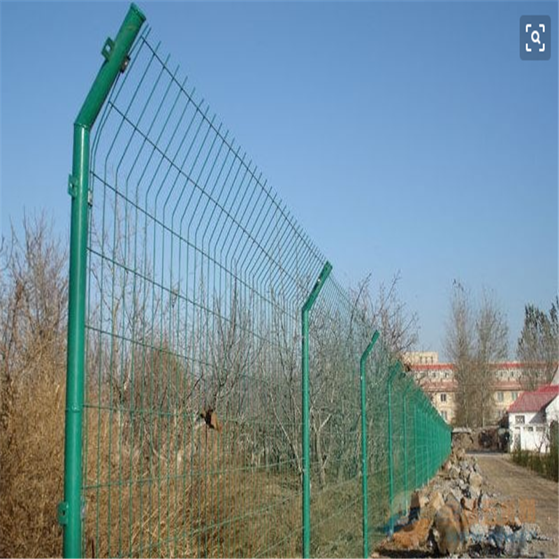 河北衡水雙邊絲護欄網與風水球 美感與功能的融合