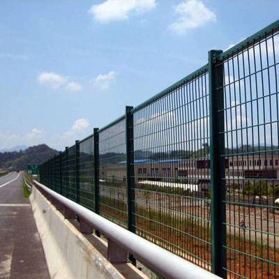 山東高速路護欄網 守護交通安全的關鍵設施