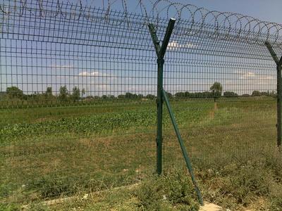 廣東機場護欄 安全隔離與風水的和諧融合