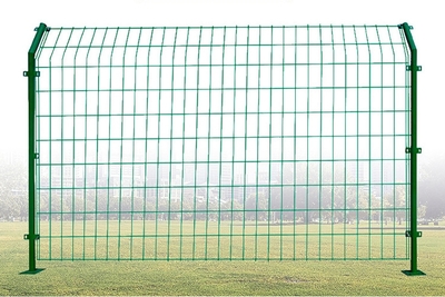 現貨供應各類護欄網 從高速公路到圈地柵欄的全面解析